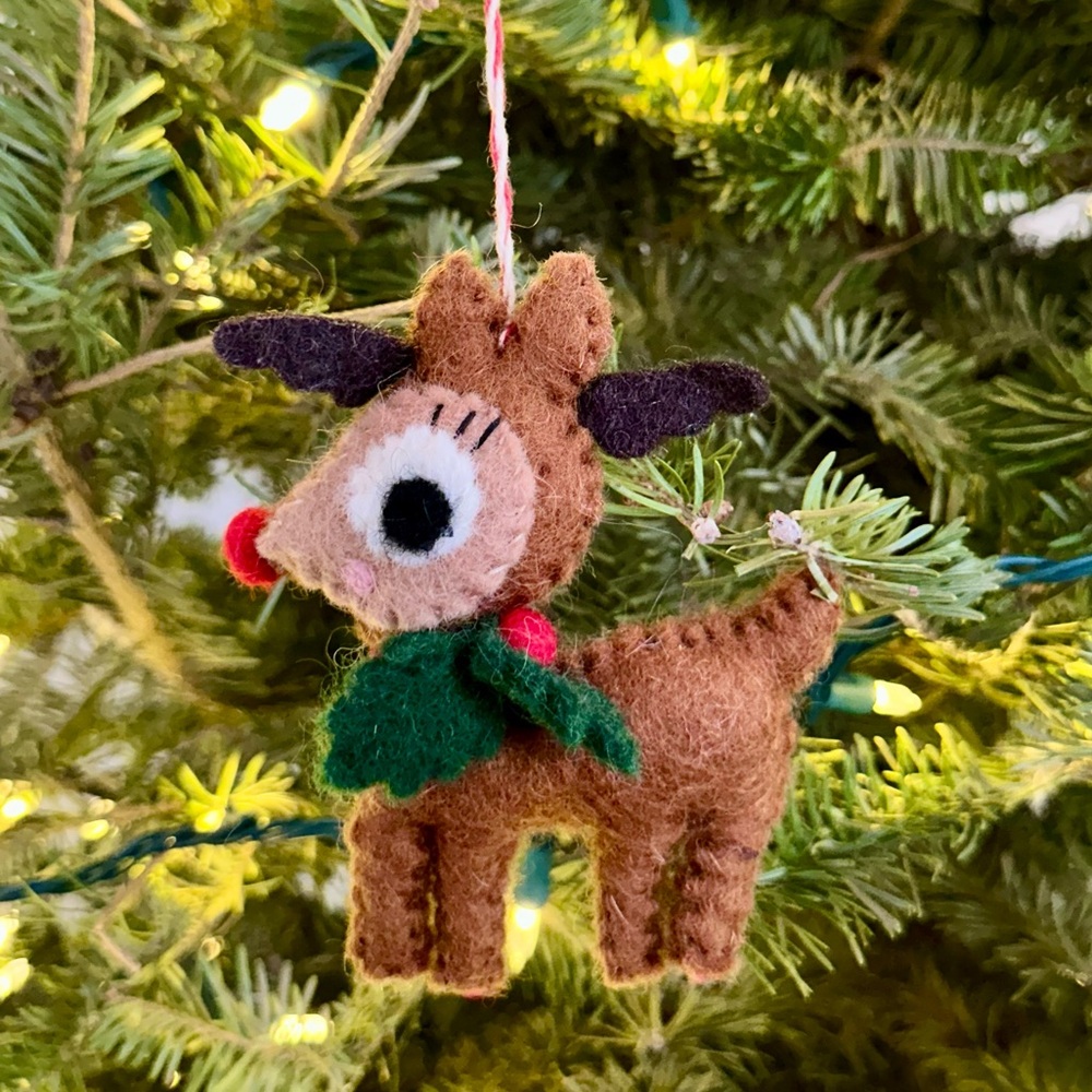{Unbranded} Felt Reindeer Ornament - approx 5” tall 🦌